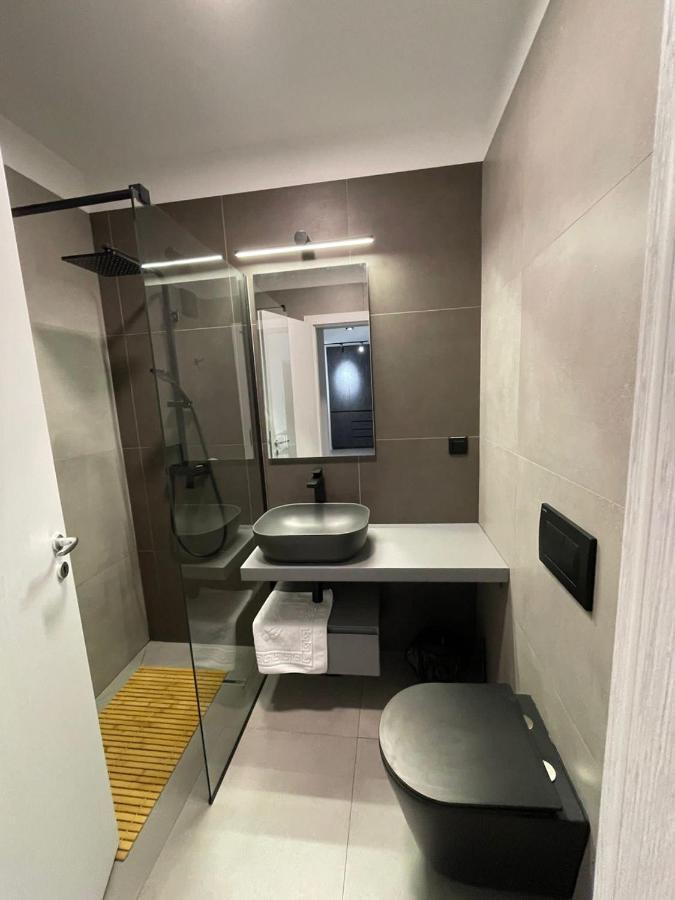 Good Location Near Promenada Mall Bucureşti